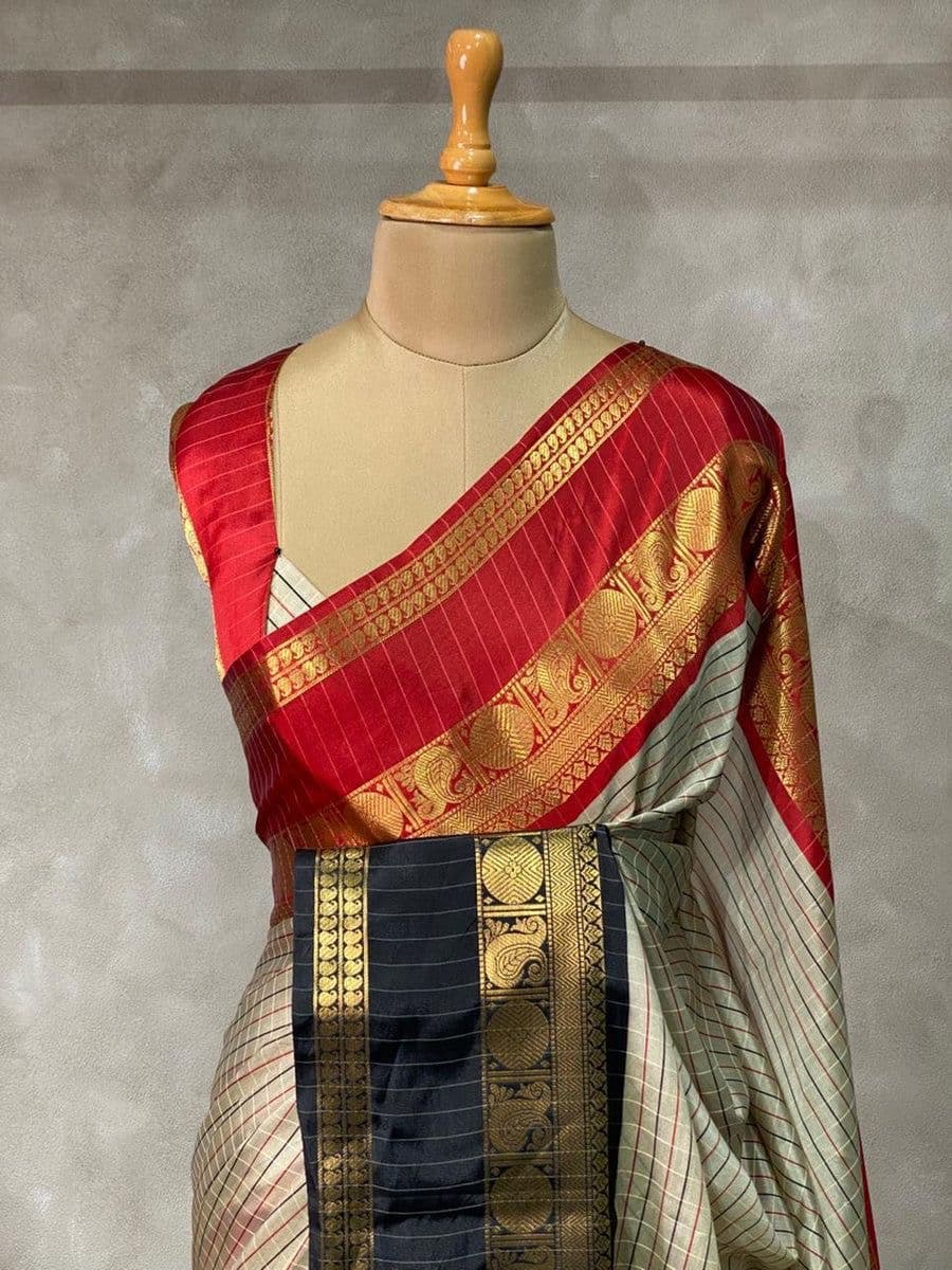 Ganga Jamuna Border Premium Katan Silk saree thumbnail 2